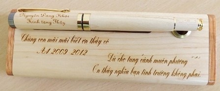 HỘP BÚT GỖ CAO CÂP TT1